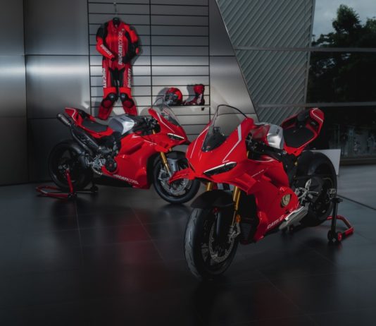 Ducati Panigale V4 R Resmi Hadir di Indonesia, Superbike Rasa MotoGP Ducati Panigale V4 R