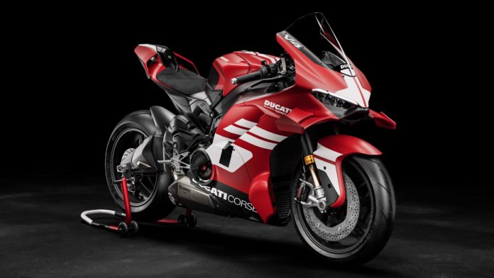 MY27_SUPERLEGGERA_V4_CENTENARIO_STUDIO-6 Ducati Superleggera V4 Centenario