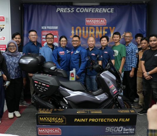 Maxdecal Gandeng Pasutri Touring Jelajahi Indonesia Timur, Dukung UMKM Kuliner Lewat Maxdecal Foodie Maxdecal Pasutri Touring