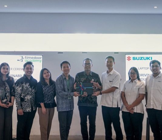 Suzuki Gandeng Timedoor Academy Lewat Re-Laptop Project untuk Siswa Indonesia Suzuki Re-Laptop Project