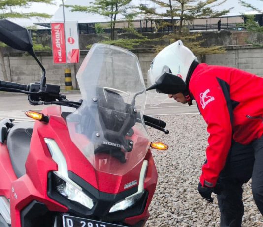 Jangan Gunakan Lampu Hazard Jika Begini Gunakan Lampu Hazard