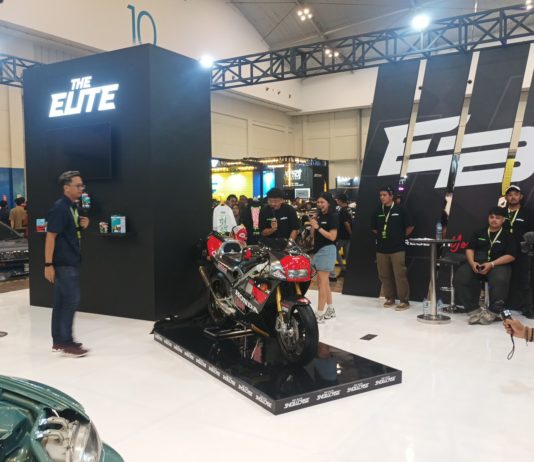 The Elite Showcase 2026 Revealing Honda NSR250 MC28 Jadi Full Carbon Honda NSR250 MC28 Carbon