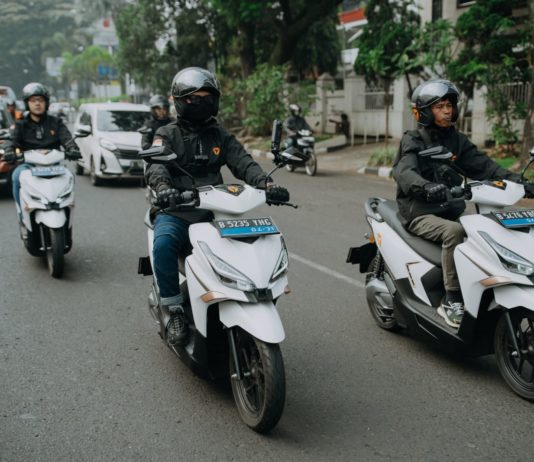 Yadea Osta dan Velax Jadi Tolak Ukur Baru Standar Motor Listrik Cerdas Jarak Jauh Yadea Motor Listrik