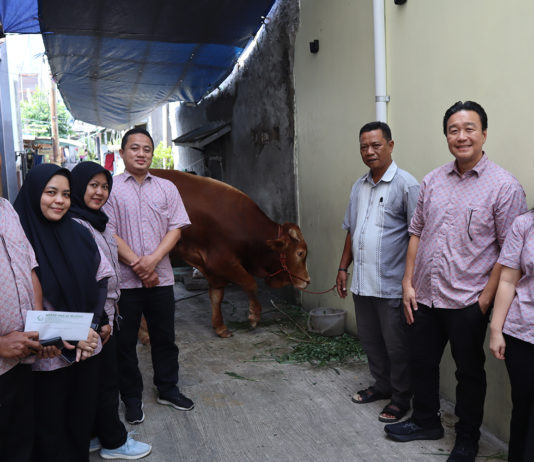 Wahana Artha Group Salurkan Hewan Qurban untuk Warga Gunung Sahari Wahana Artha Group