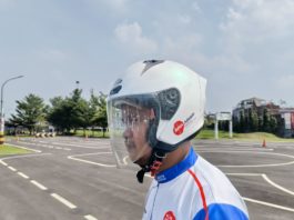 Memilih Helm yang Pas untuk Setiap Perjalanan Memilih Helm yang Pas